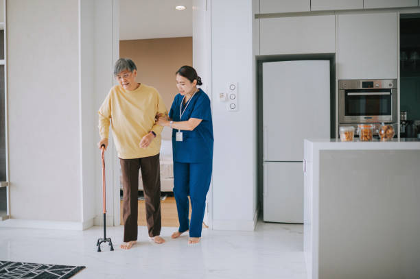 Les aides financières disponibles à Bron pour soutenir les familles dans le cadre de l’aide à domicile pour les seniors