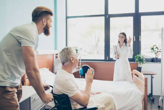 Peut-on combiner plusieurs services dans l’assistance aux personnes âgées à Le Cannet ?