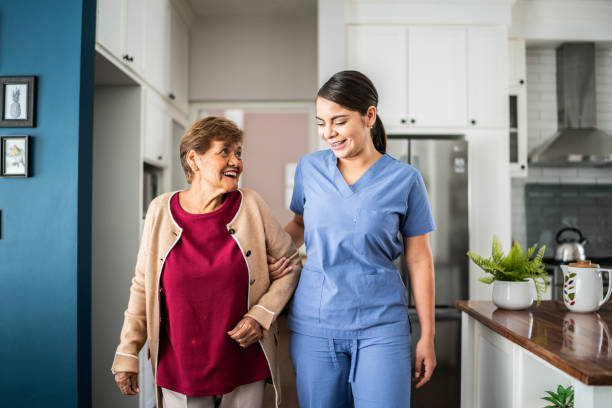 Peut-on tester certains services pour seniors à Le Cannet avant un engagement régulier ?