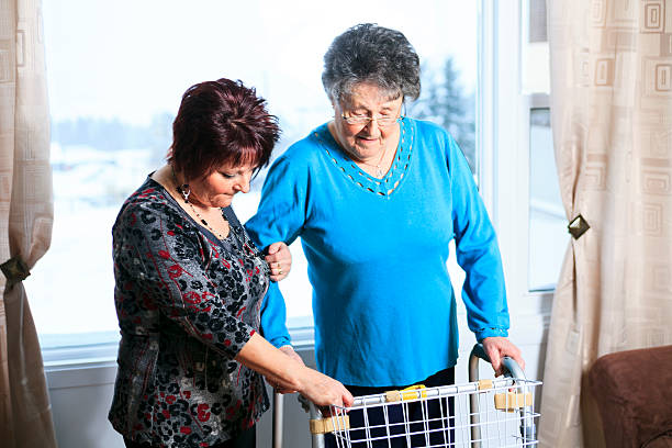 Comment savoir si une aide à domicile à Gradignan est adaptée pour une personne en convalescence ?