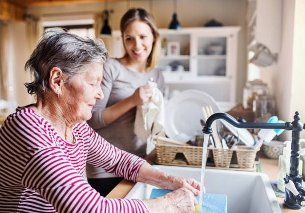 Pourquoi le ménage à domicile à Lyon 6 est-il particulièrement adapté aux seniors ?