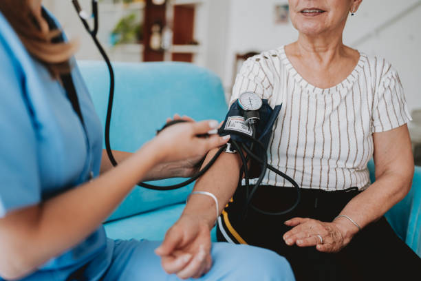 Pourquoi faire appel à une aide à domicile à Langon quand on est en convalescence ?